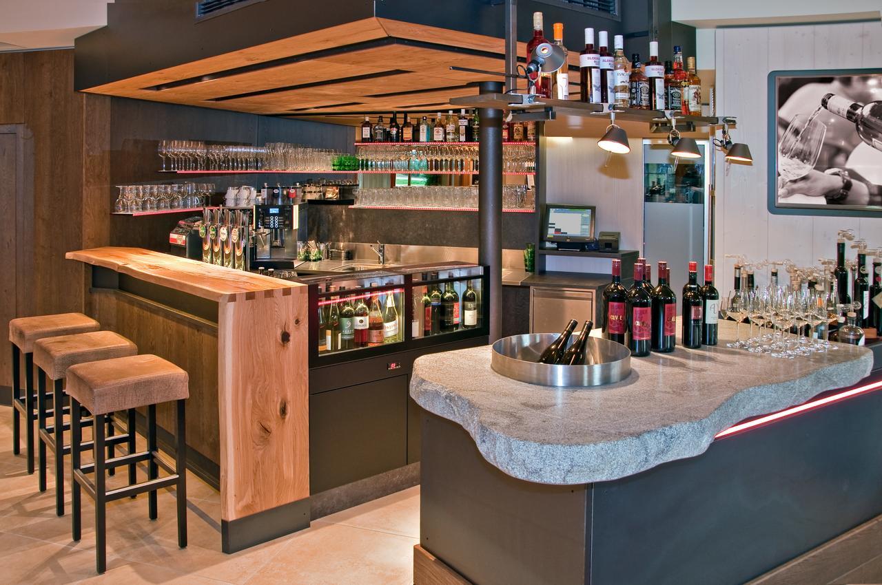 Gasthof - Restaurant Hubertushof Peilstein im Muhlviertel Ngoại thất bức ảnh